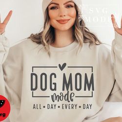 dog mom shirt, dog mama tshirt, paw tshirt, love dogs shirt
