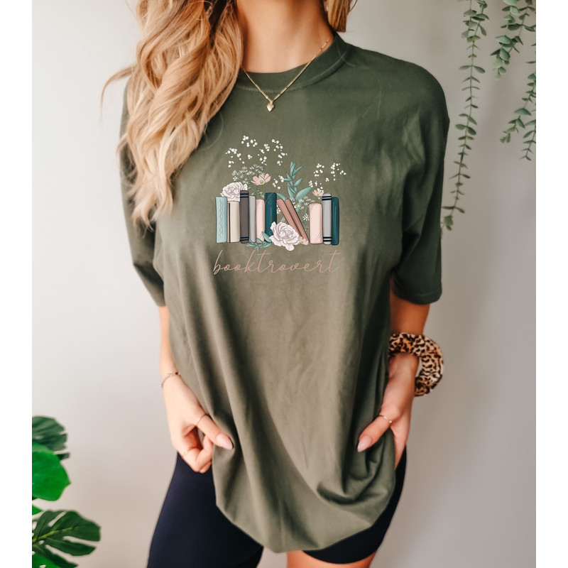 Booktrovert Comfort colors Sweatshirt, Book Lover Sweater, Cute Shirt for Book lover, Gifts for Book lover, Librarian gift, Teacher Gift,tee.jpg