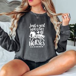 just a girl who loves horses comfort colors shirt, horse lover te, horse girl shirt, gift