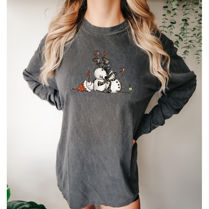 Tipsy Snowman Comfort colors Sweatshirt, Christmas Tee, Snowmen Drinking Wine Tee, Snowman Sweatshirt, Christmas Sweatshirt, Holiday Season,.jpg