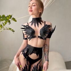 Sexy angel  harnss set, genuine leather, bra, garters, bracelets, belt, collar