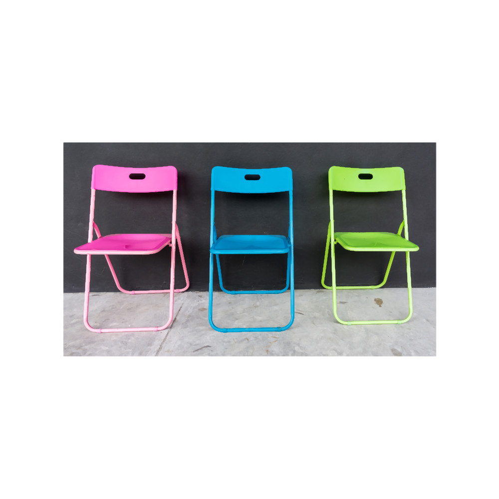 Folding Chair 4 (1).png