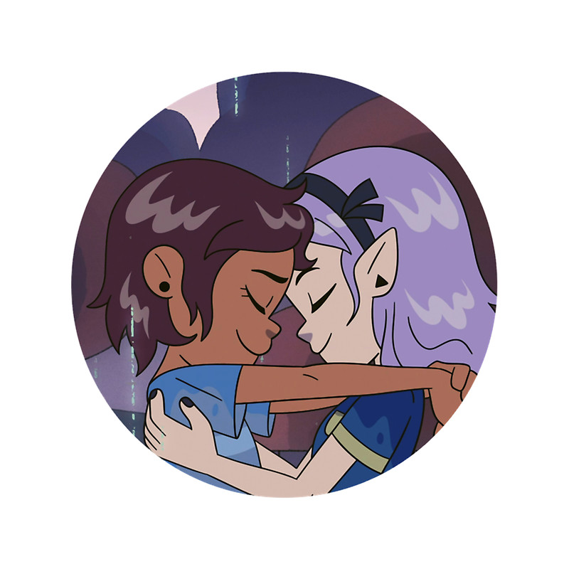 Lumity Dance In The Rain - Luz and Amity Dancing.png