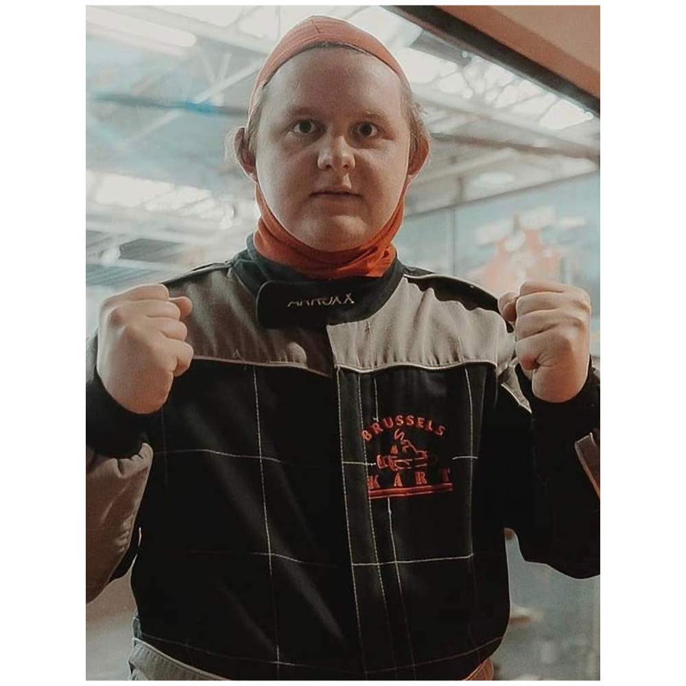 Lewis Capaldi(4).png