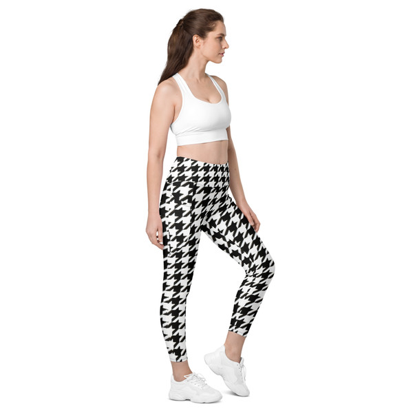 all-over-print-leggings-with-pockets-white-right-front-656cba17a717a.png