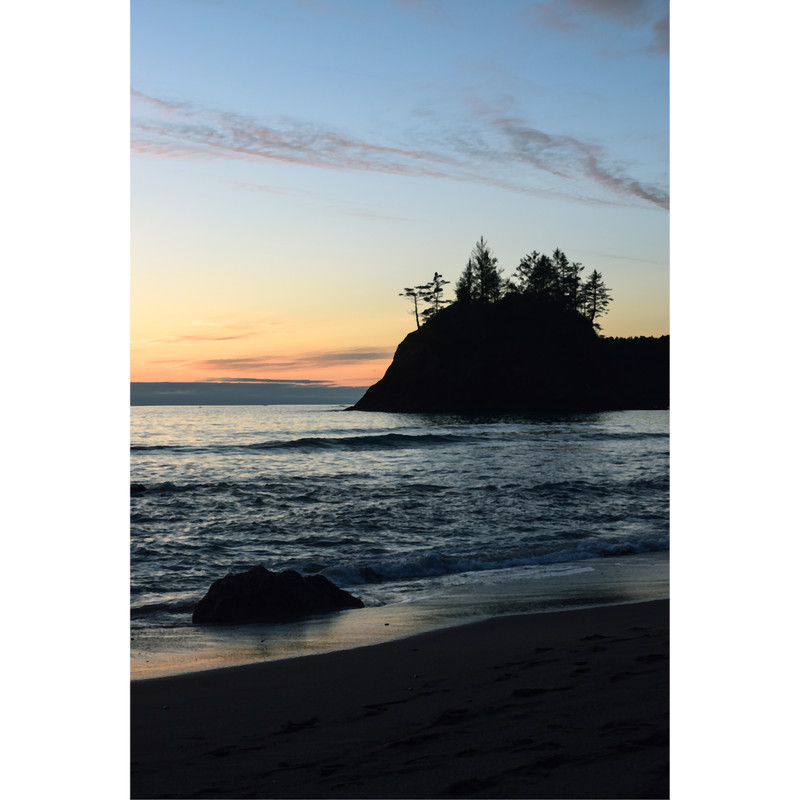 Pewetole Island, Trinidad, California (1).png