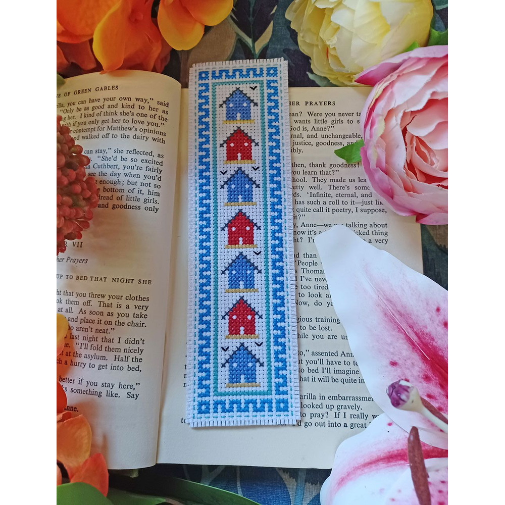 Cross Stitch Pattern Hello Summer Beach Hut Bookmark Instant PDF Download X Stitching 14ct Aida Emb 1