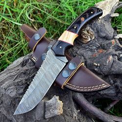custom handmade damascus steel hunting skinning knife with leather sheath