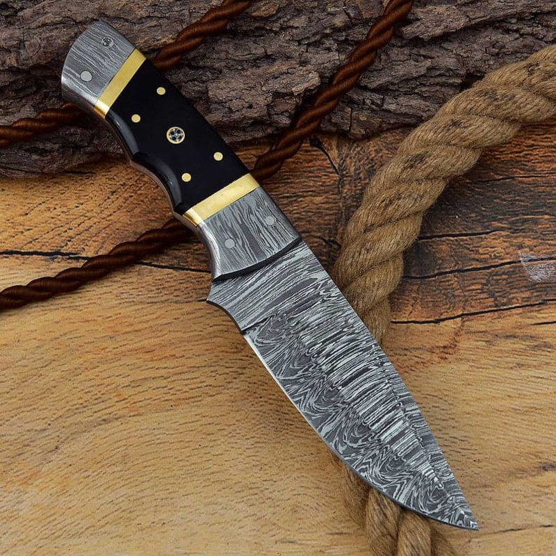 Handmade Damascus Knife HuntingBowieSkinner Knife One Of The Most Beautiful Damascus Hunting Knives Offered 4