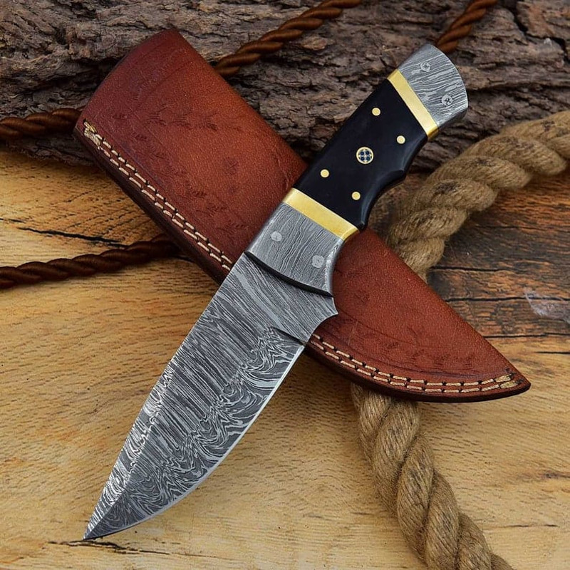 Handmade Damascus Knife HuntingBowieSkinner Knife One Of The Most Beautiful Damascus Hunting Knives Offered 0