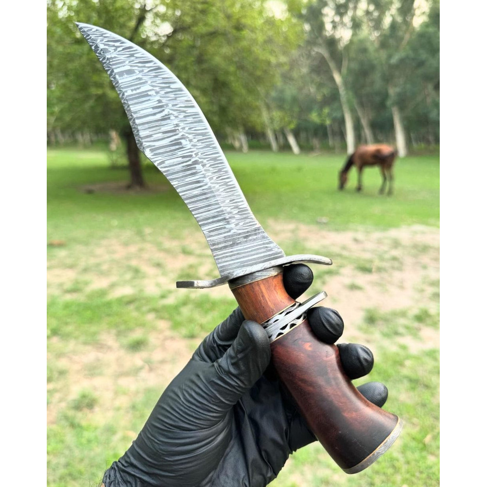 Custom Handmade Damascus Steel Hunting Bowie Knife With Premium Leather Sheath 0