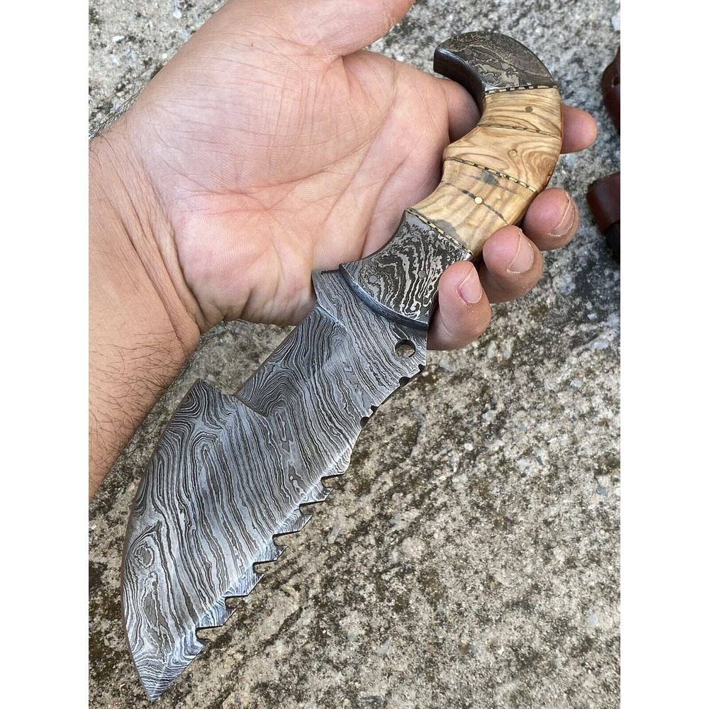 CUSTOM HANDMADE DAMASCUS STEEL HUNTING TRACKER KNIFE 3