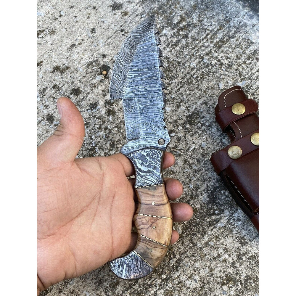 CUSTOM HANDMADE DAMASCUS STEEL HUNTING TRACKER KNIFE 4