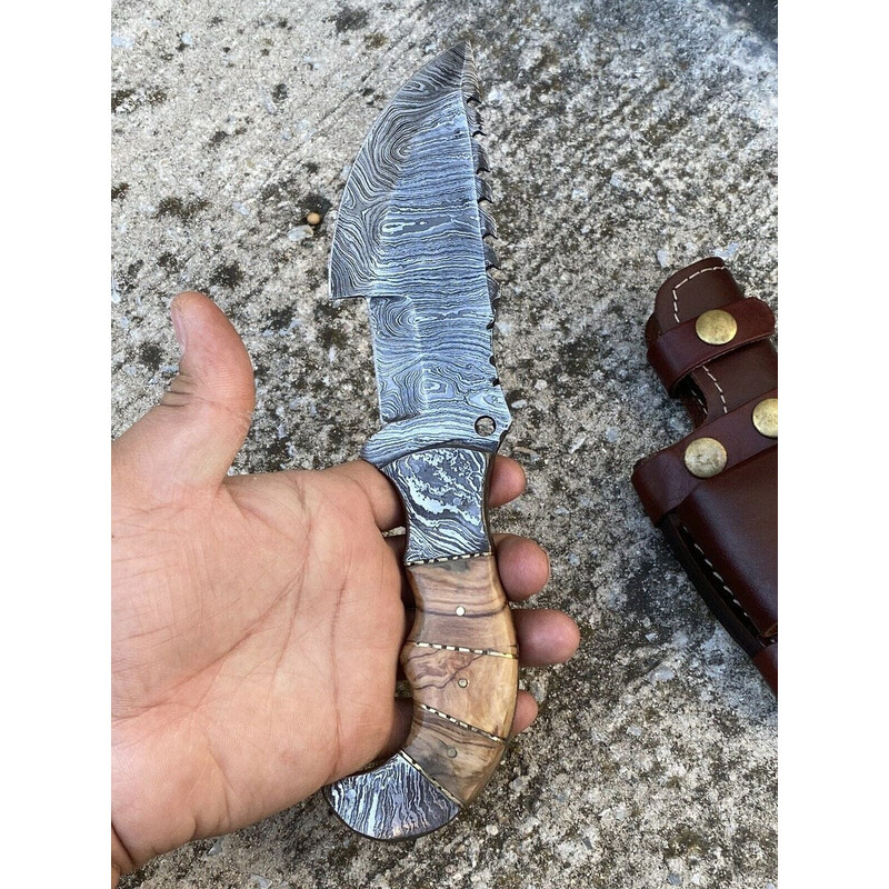 CUSTOM HANDMADE DAMASCUS STEEL HUNTING TRACKER KNIFE 4