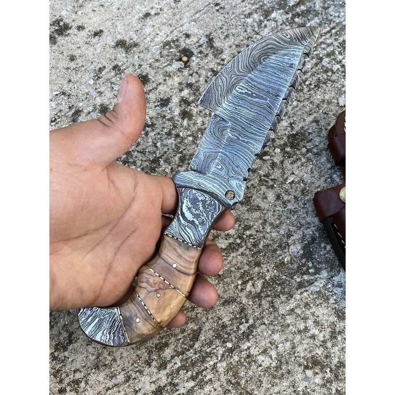 CUSTOM HANDMADE DAMASCUS STEEL HUNTING TRACKER KNIFE 5