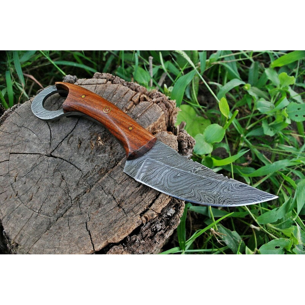 Custom Handmade Damascus Steel Skinning Hunting Knife With Premium Leather Sheath 3