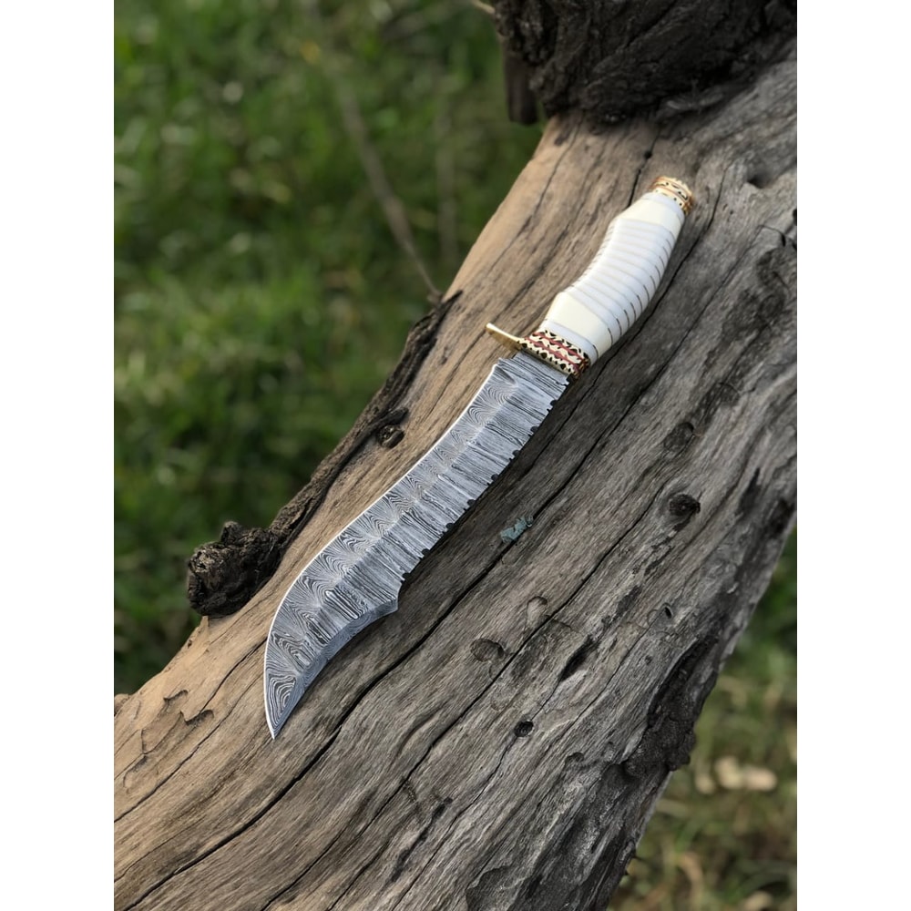 Handmade Damascus Steel Blade Bowie Knife Decorated Camel Bone Handle Outdoor Hunting Knife Knives USA 0