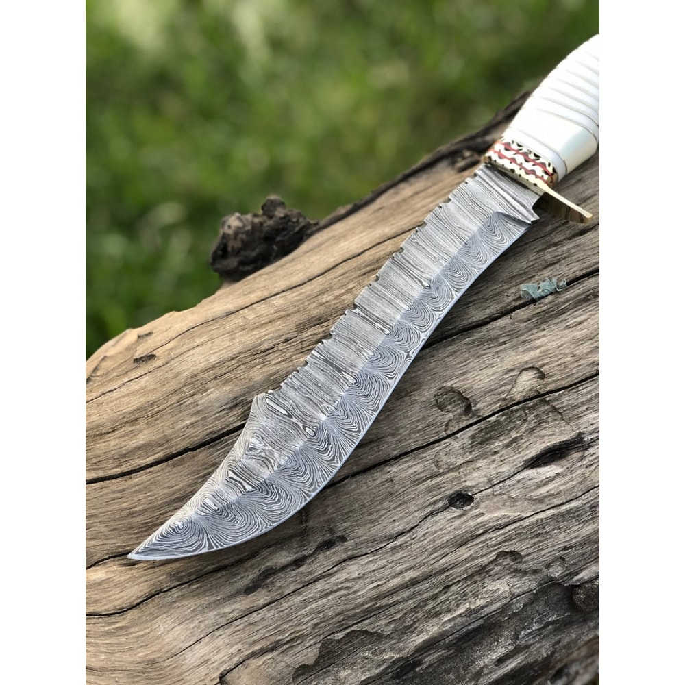 Handmade Damascus Steel Blade Bowie Knife Decorated Camel Bone Handle Outdoor Hunting Knife Knives USA 2
