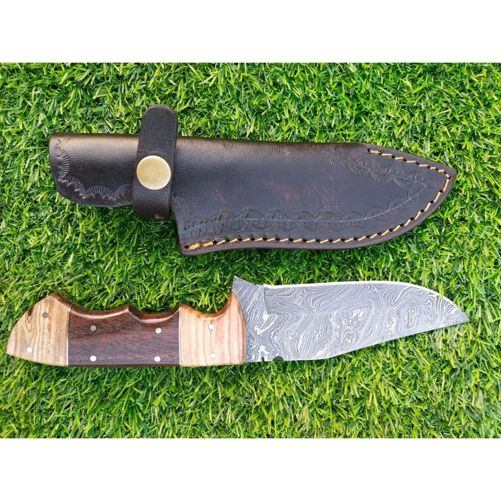 85 Custom Handmade Forged Damascus Steel Hunting Skinner Knife With Wood Handle Best Gift 1