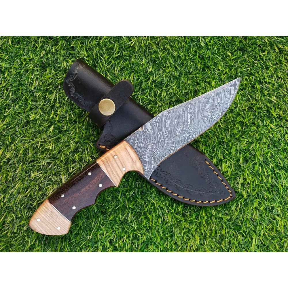 85 Custom Handmade Forged Damascus Steel Hunting Skinner Knife With Wood Handle Best Gift 0