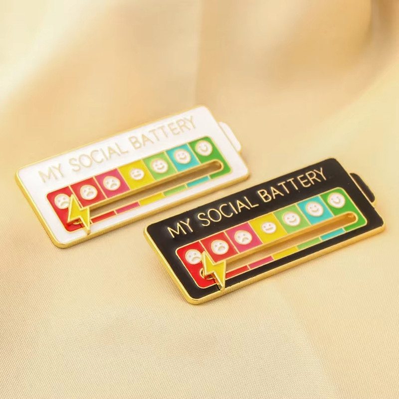 Emotional Expression Brooches 7 Mood Sliding Pins For Women Men Alloy Social Battery Badge For Jack 4