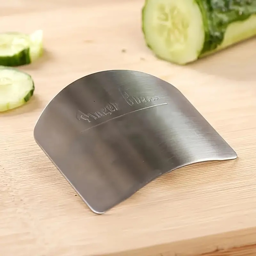 Stainless Steel Finger Guard For Safe Vegetable Cutting 3