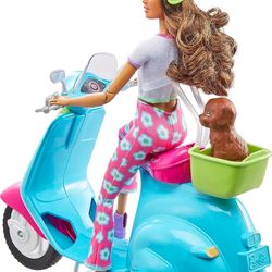 Scooter, Travel Playset with Stickers, Pet Puppy and Themed Accessories like Map and Camera
