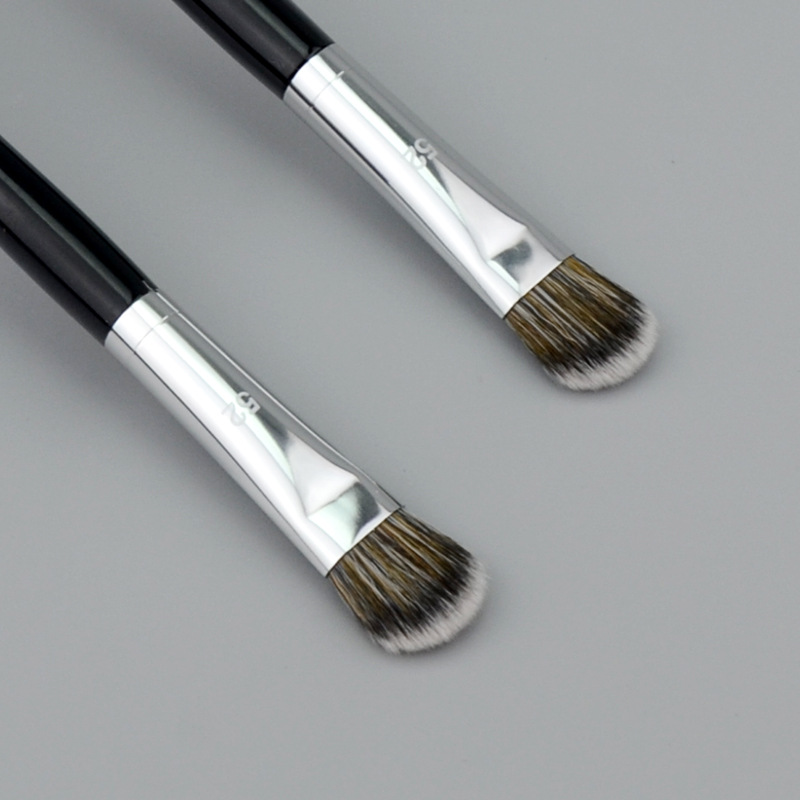 Professional Foundation Concealer Brush Eyeshadow Stippling Brushes Face Shadow Broom Makeup Tools 3