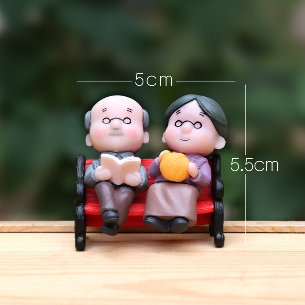 Sweety Lovers Old Couple Ornament Mini Couple Figures Grandma Grandpa Fairy Garden Figurines Miniat 2