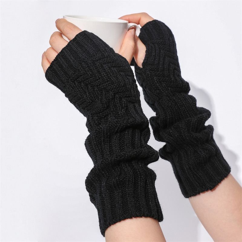 A pair Long Fingerless Glove Arm Warmer Stretchy Mitten Unisex Crochet Half Finger Long Gloves