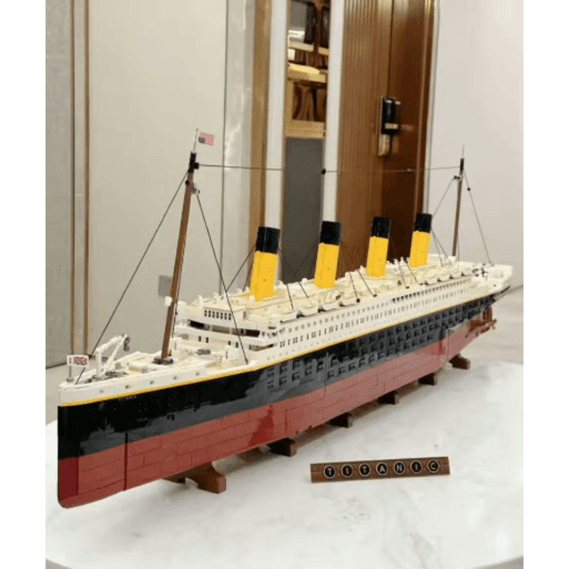 premium titanic ship block kit for collectors