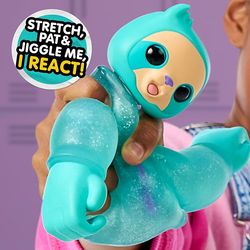 Hug Hang Zoogooz - Sensoo Sloth. Interactive Electronic Squishy Stretchy Toy Pet with 70 Sounds & Reactions
