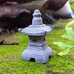 Miniature Japanese Zen Style Stone Lanterns - Mini Pagoda Fairy Garden Accessories - Bonsai Accessories - Oriental Zen