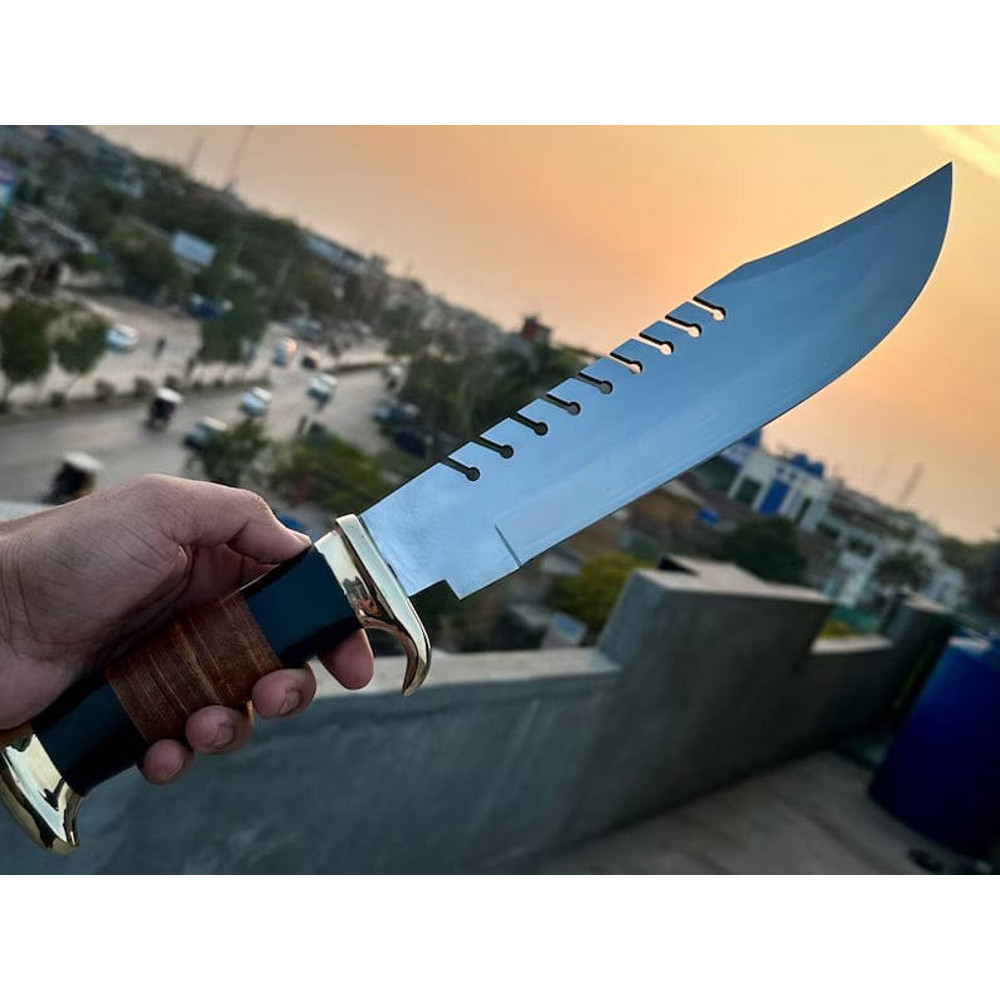 Crocodile Dundee Bowie Knife With Brass Guard And Buffalo Horn Handle Premium Leather Sheath Included Evergreen Cutlery 1