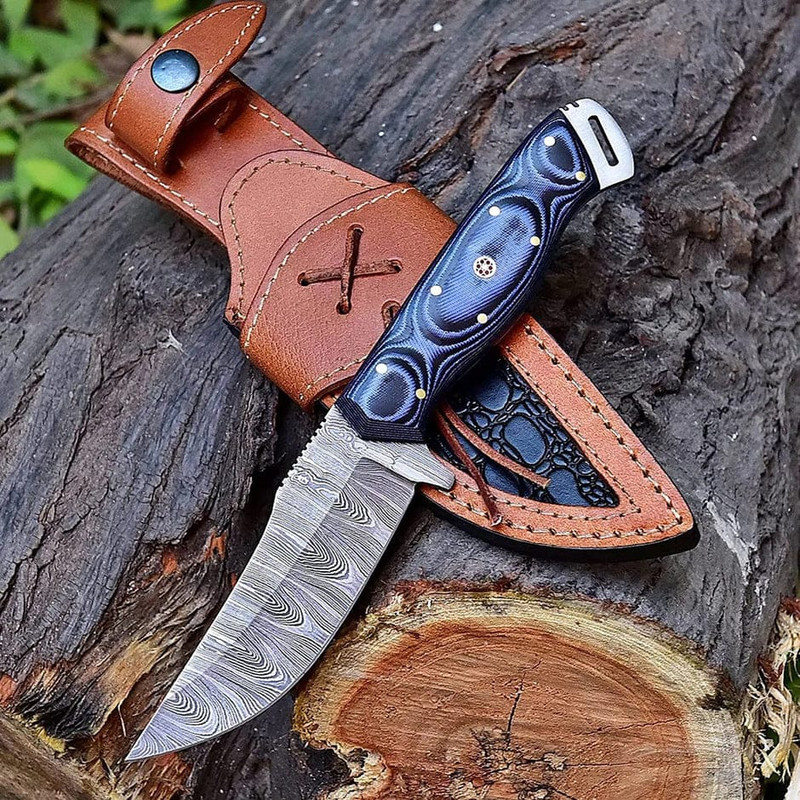 Custom Handmade Damascus Steel Hunting Skinning Knife 0
