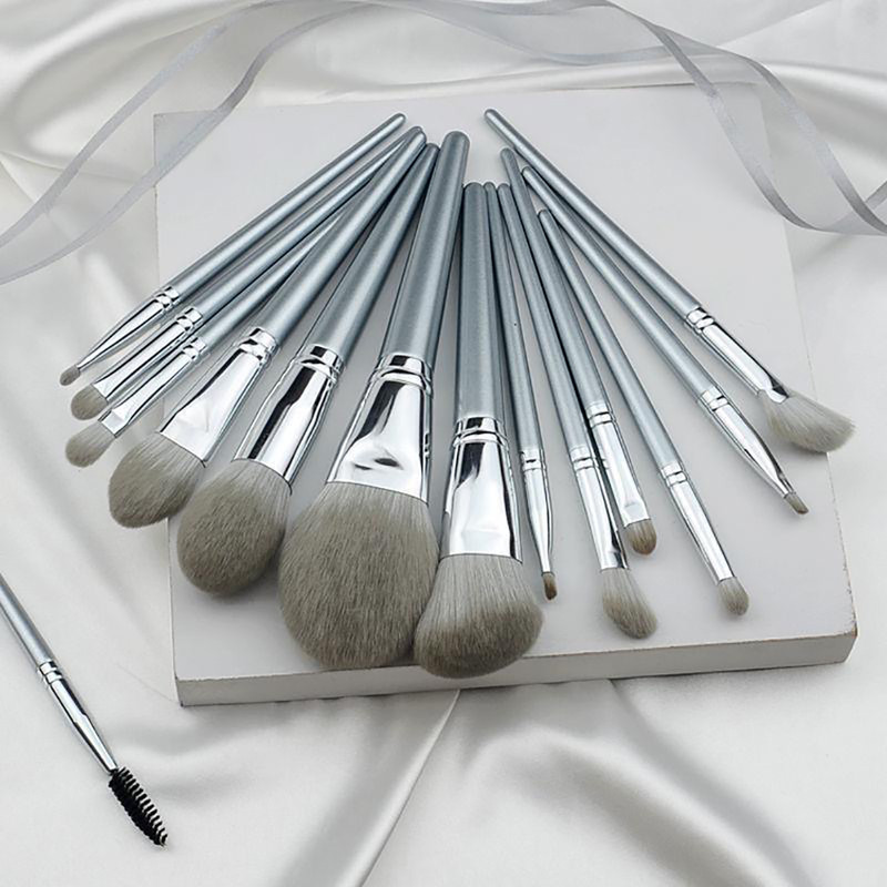 Professional Silver Makeup Brushes Set, Grey Powder Blush Concealer, Eyeshadow Eyeliner Face Beauty Tools