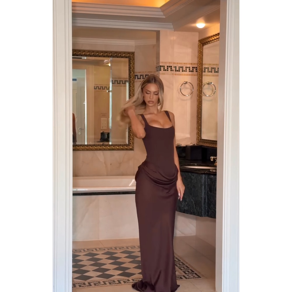 Women Sexy Luxury Party Maxi Dress Slim Fit High Neck Sleeveless Long Robe Shinny Chic Wedding Gues 3