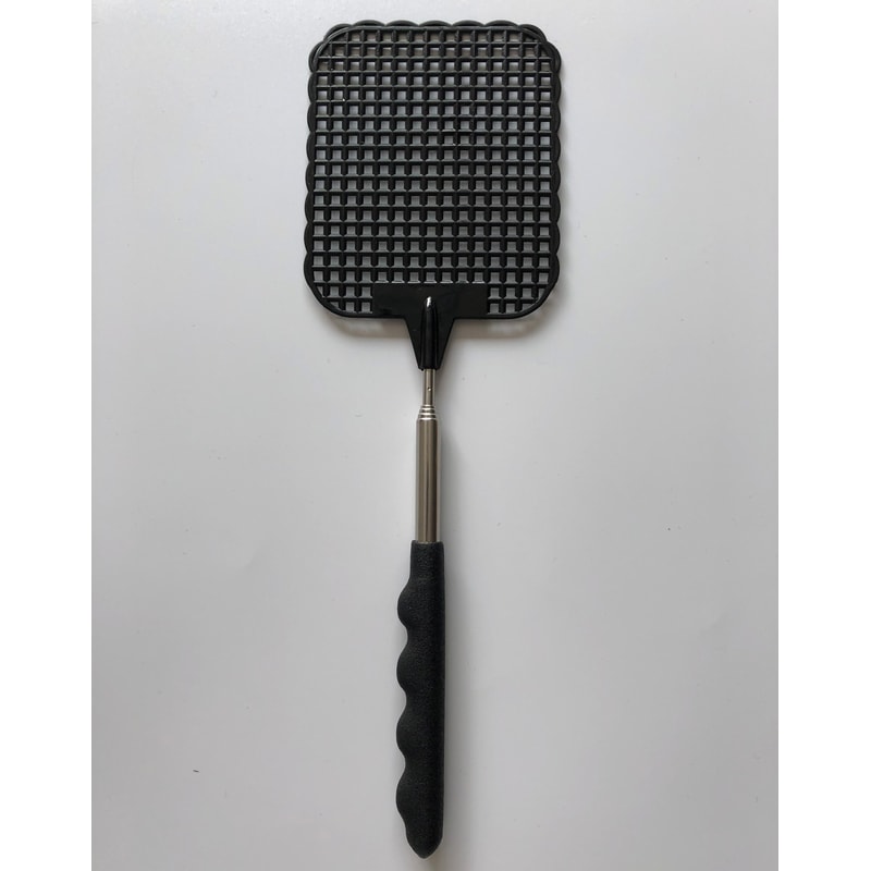 Adjustable Long Handle Fly Swatter For Easy Indoor Outdoor Pest Control 4