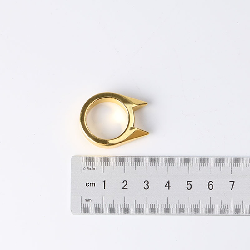 Self Defense Finger Ring Outdoor Survival Window Breaker Cats Ear Metal Defense Ring for Personal Safety