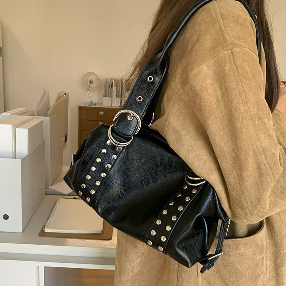 Urban Edge Womens Rivet Shoulder Bag PU Leather Handbag With Large Capacity 1