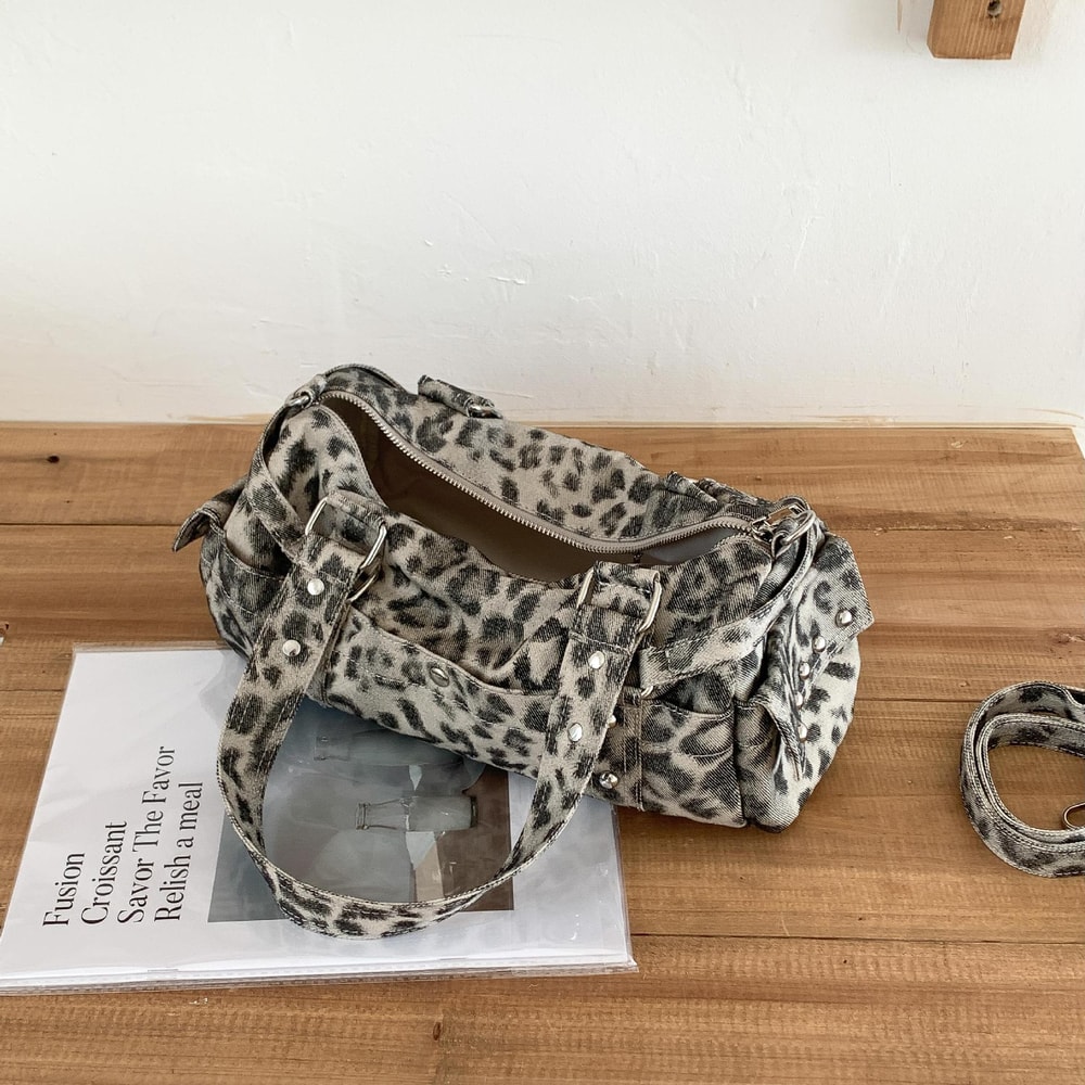 Vintage Leopard Rivet Motorcycle Barrel Messenger Bag Stylish Womens Leopard Shoulder Bag 5