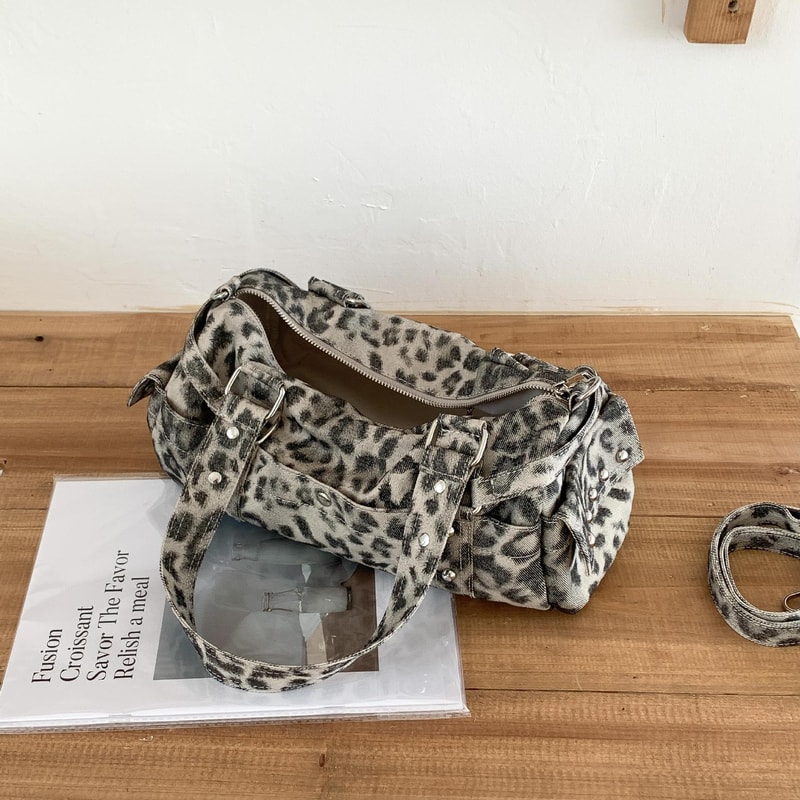 Vintage Leopard Rivet Motorcycle Barrel Messenger Bag Stylish Womens Leopard Shoulder Bag 5