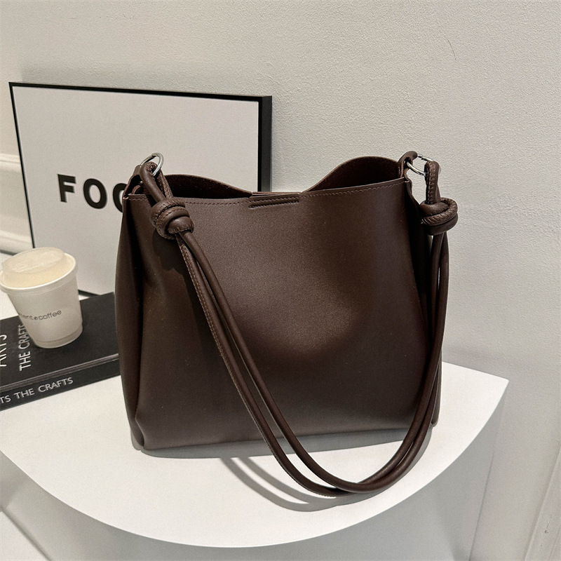 Large Capacity Leather Shoulder Bag for Women Fashionable Tote