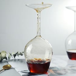 premium upside down wine glass for whisky scotch & cocktails