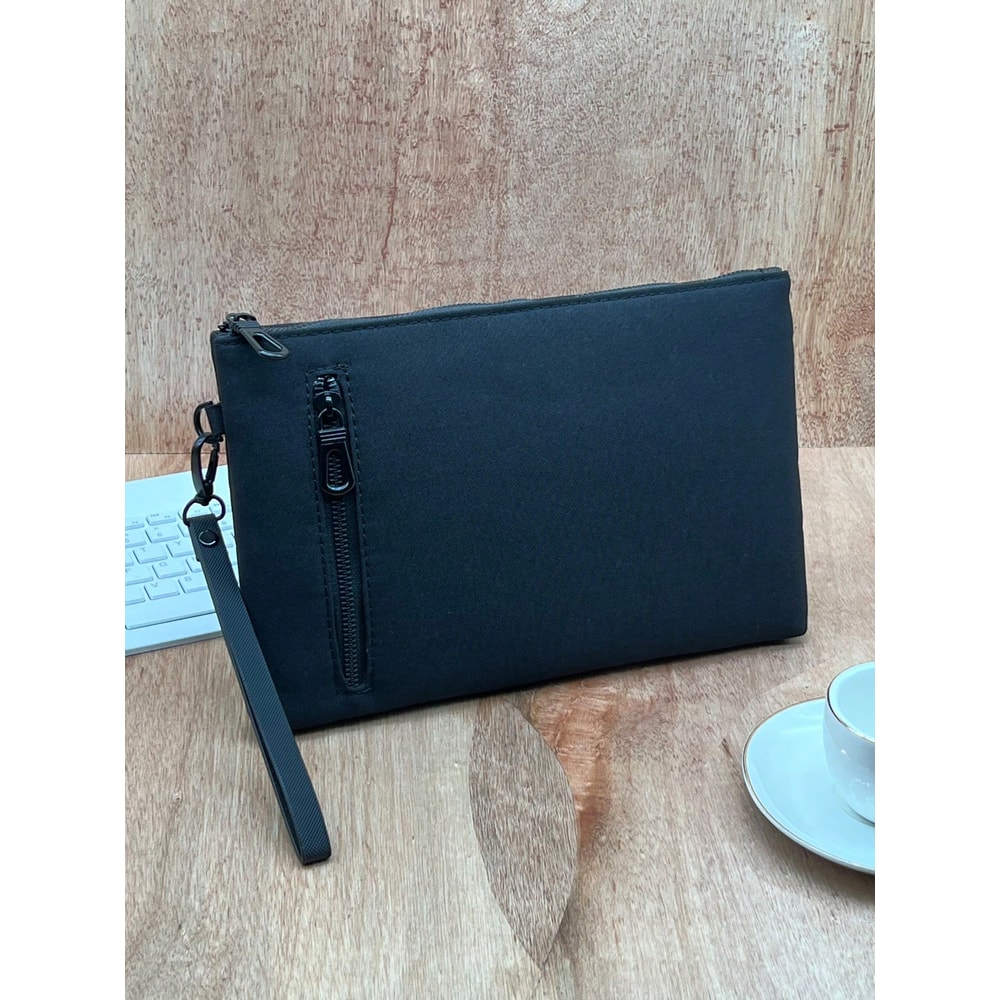 Sleek Mens Clutch Bag Portable Phone Wristlet Bag for Everyday Business and Casual Carry