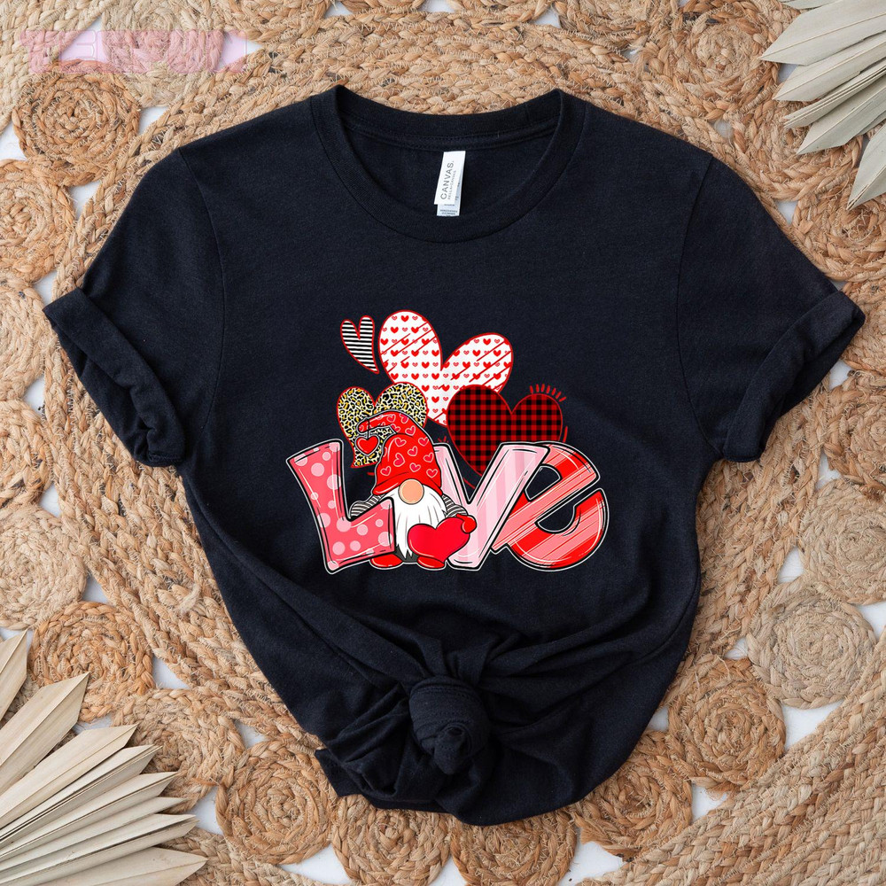 Love Valentine Gnome_original_Classic T-Shirt_Black.jpg