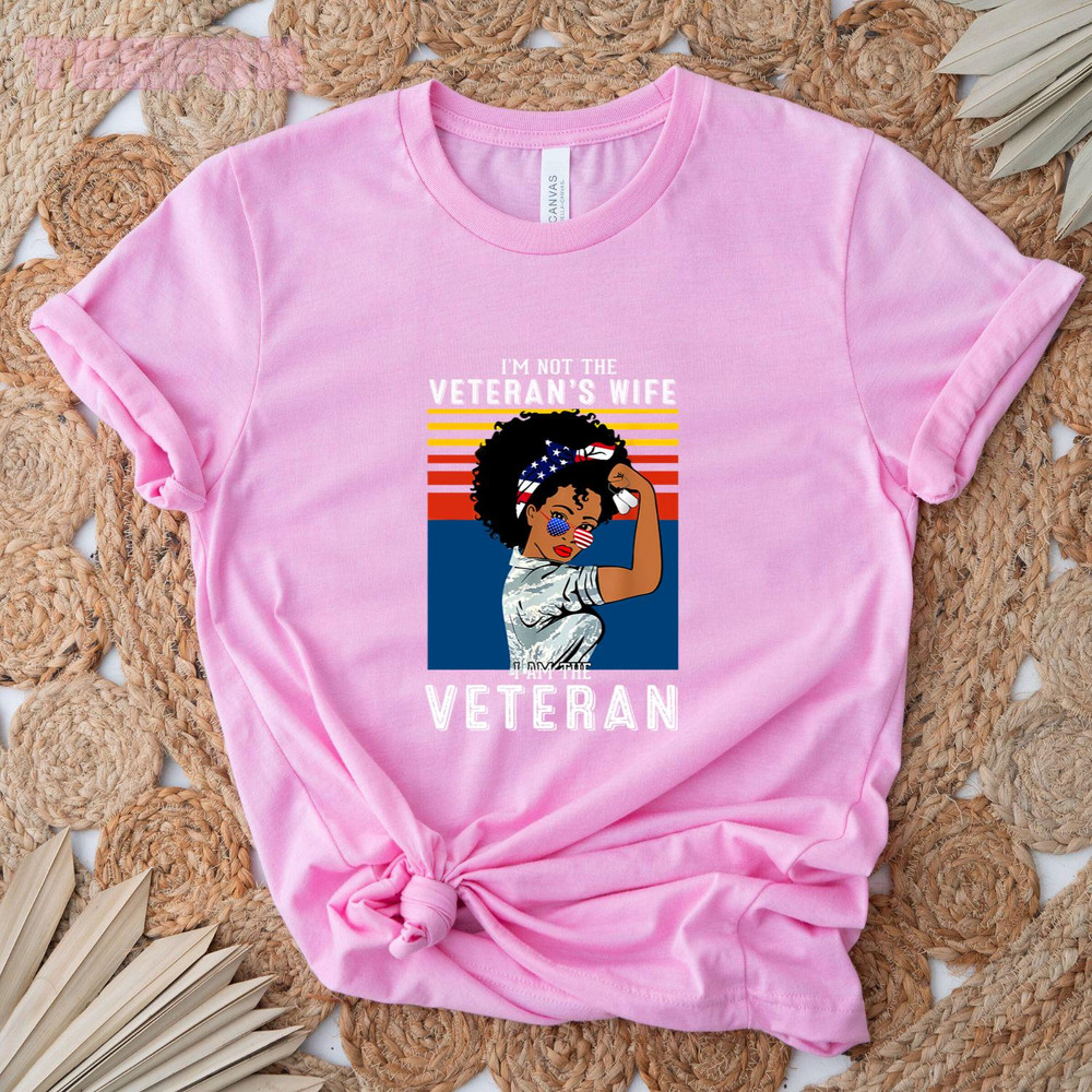 I am the Veteran_original_Classic T-Shirt_Pink.jpg