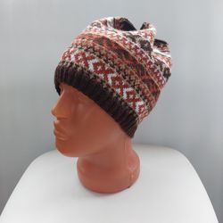 Brown men and Women's Knitted wool cap with handmade jacquard pattern