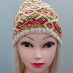 Women's Knitted wool cap with handmade jacquard pattern
