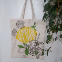 Durable reusable beige tote bag, eco-friendly shopping bag, made of cotton cloth, with pocket.